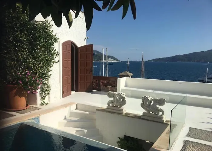 Castle81homes Pink - Sea View House