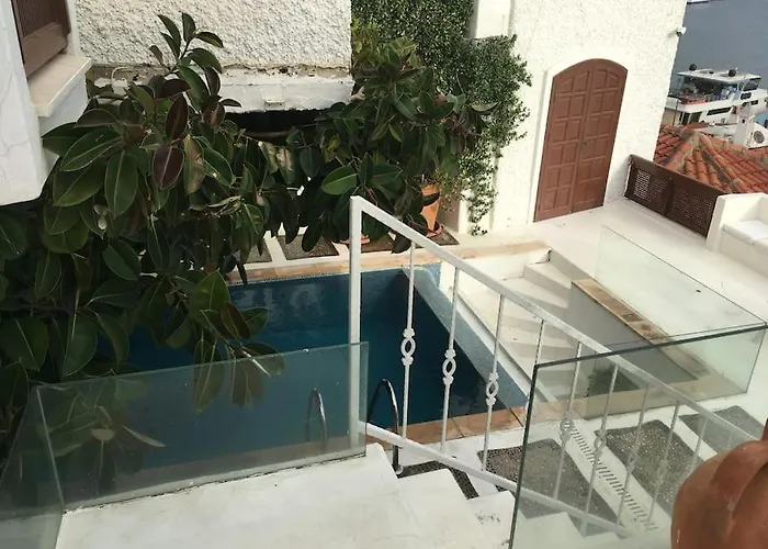 Castle81homes Pink - Sea View House Apartament *