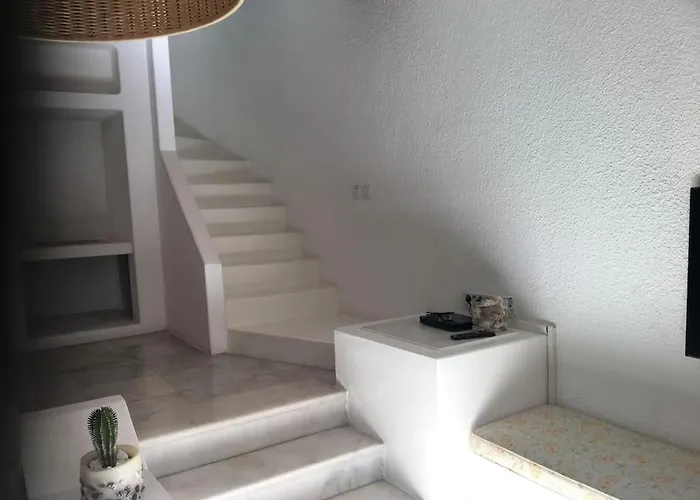 Castle81homes Pink - Sea View House Apartament