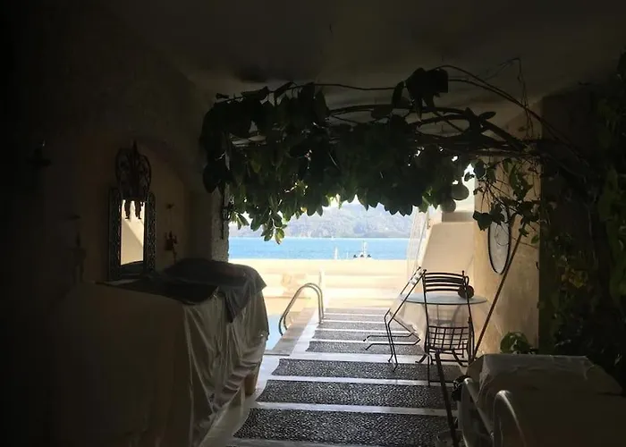 Castle81homes Pink - Sea View House * מרמריס